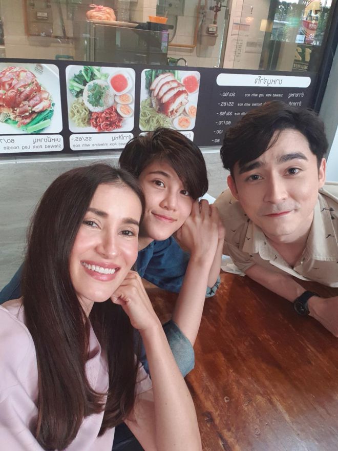 Behind-scene_C22